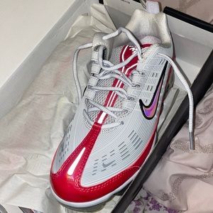 Brand new literally only tried them on didn’t like them on my feet 9 in women